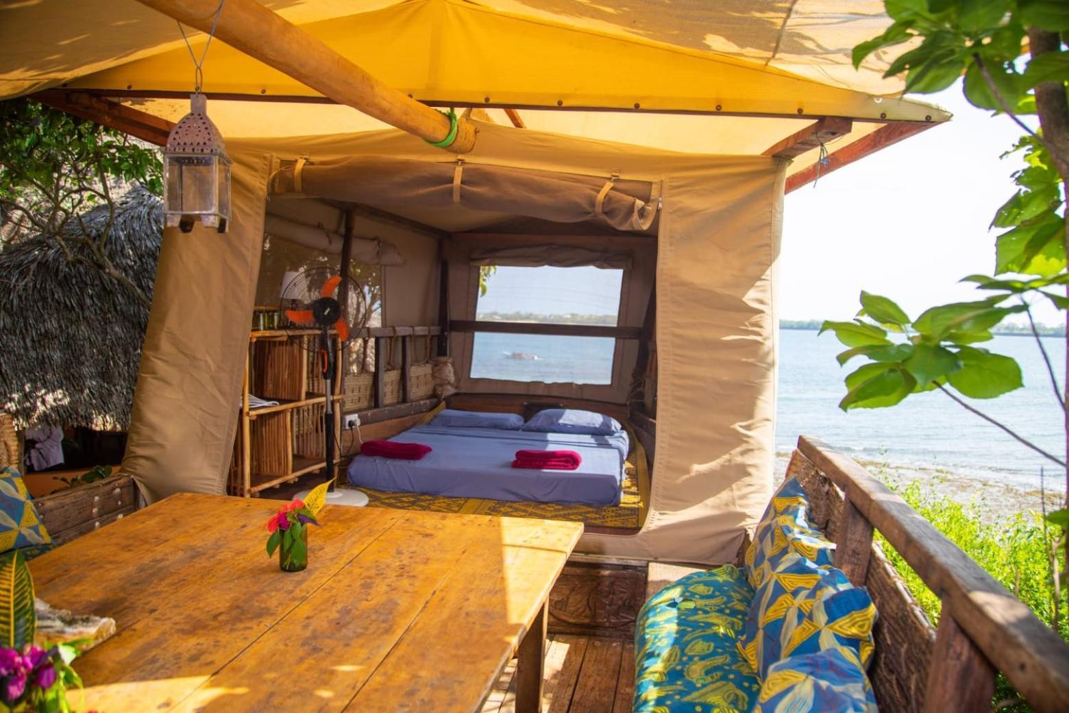 Villa Firefly Eco Retreat Shimoni Exterior foto