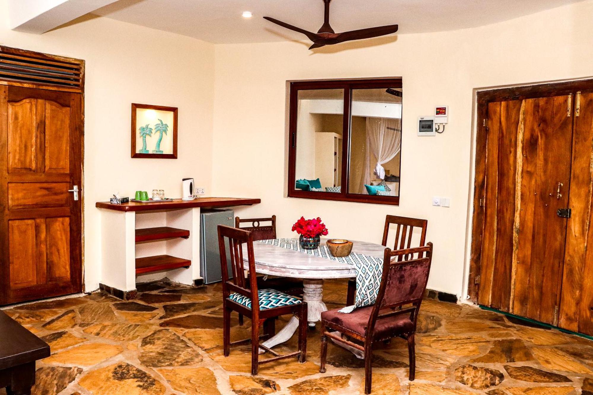 Villa Firefly Eco Retreat Shimoni Exterior foto