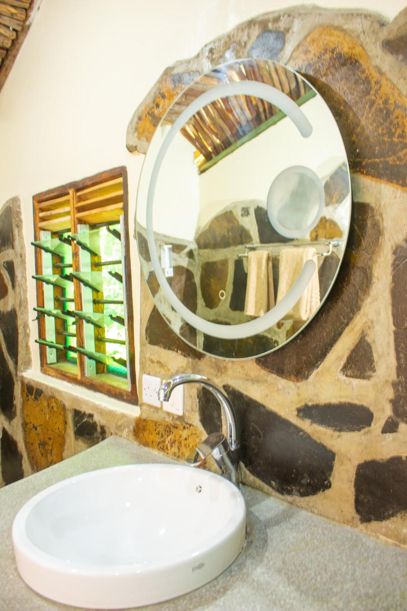 Villa Firefly Eco Retreat Shimoni Exterior foto
